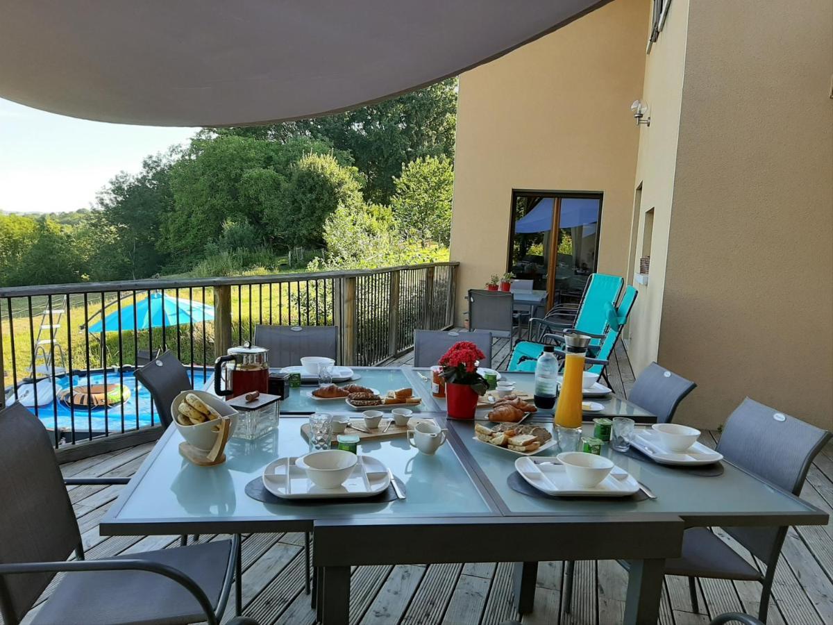 Bed and Breakfast Le Grand Noyer Ambronay Exterior foto