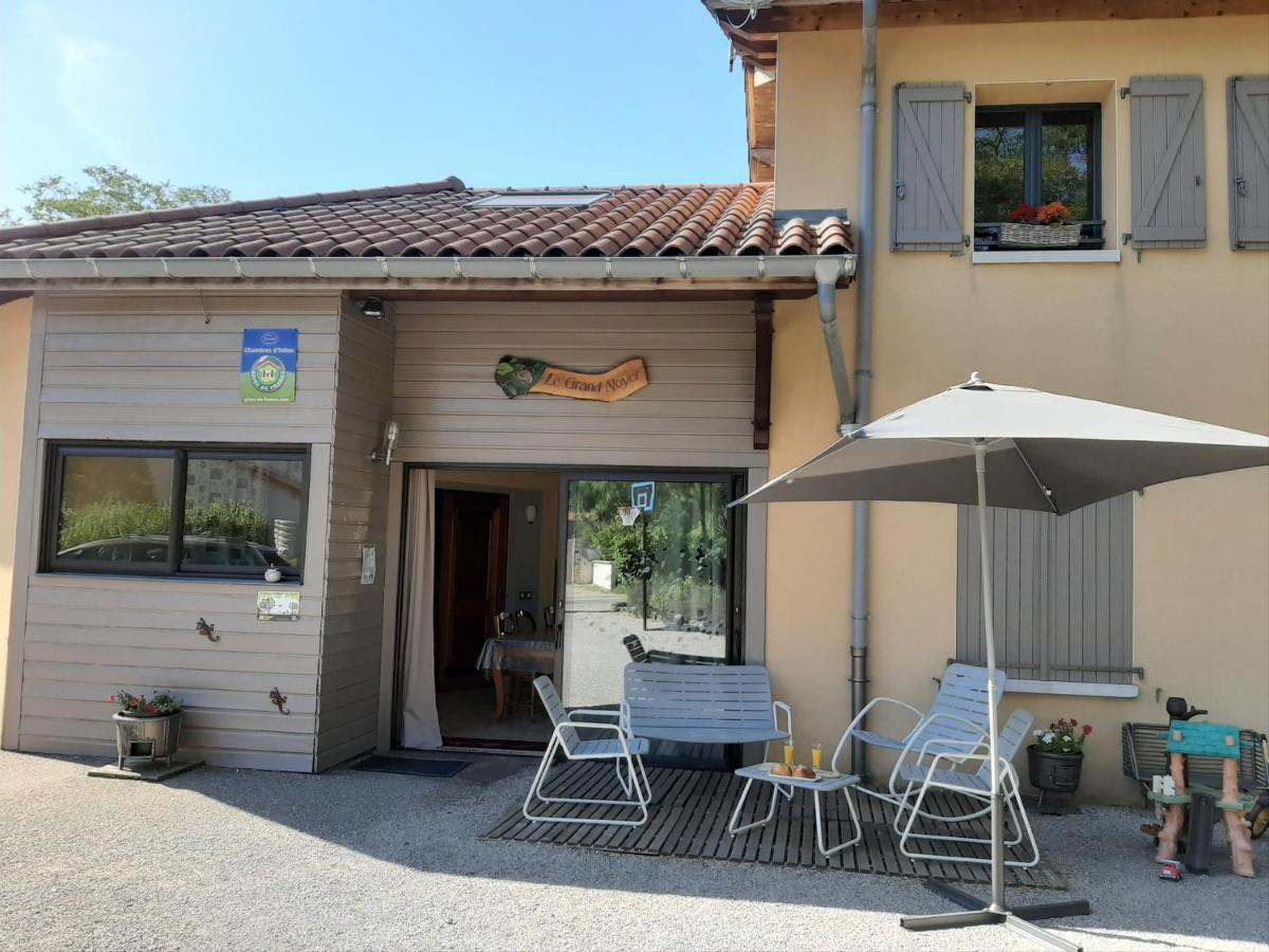 Bed and Breakfast Le Grand Noyer Ambronay Exterior foto