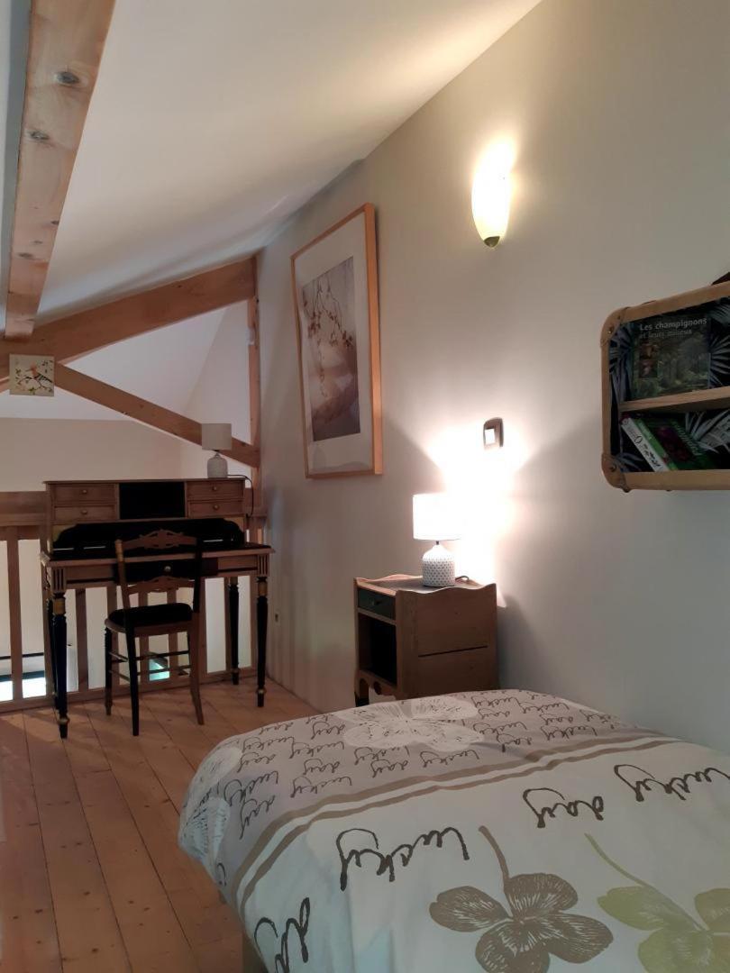 Bed and Breakfast Le Grand Noyer Ambronay Exterior foto